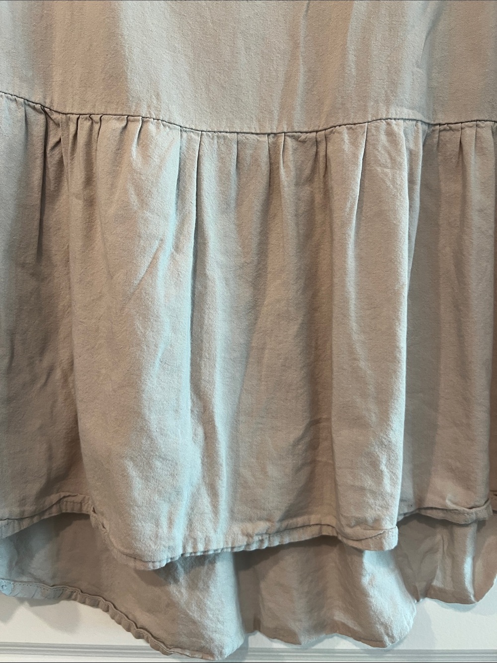 Beginning Boutique Taupe V-Neck Tiered Peplum Tunic Top - Picture 5 of 12